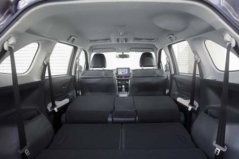 Toyota Veloz Interior